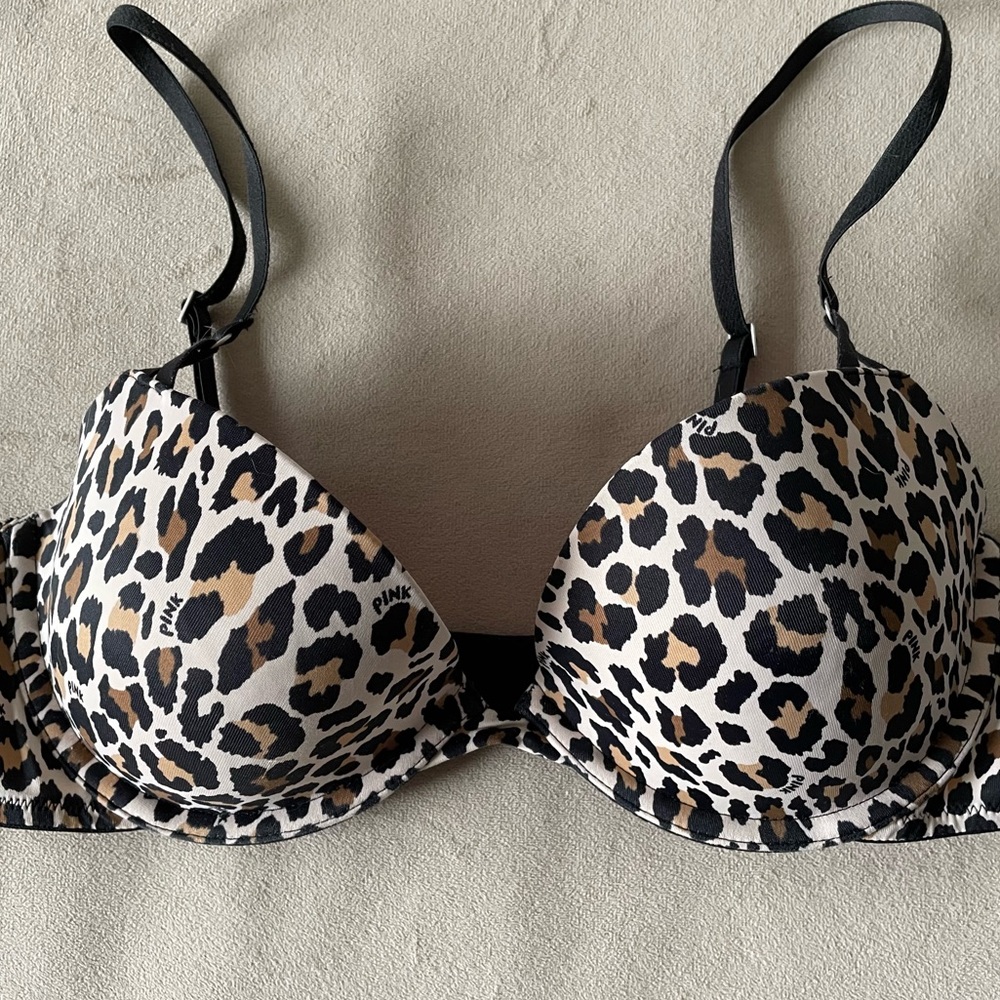 PINK Victoria’s Secret TOTAL SWEETHEART DEMI Bra, 34C